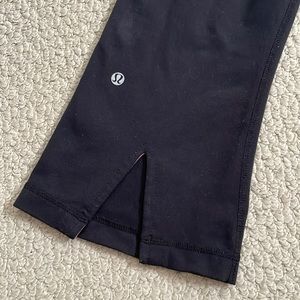 Lululemon boogie crop black mauve